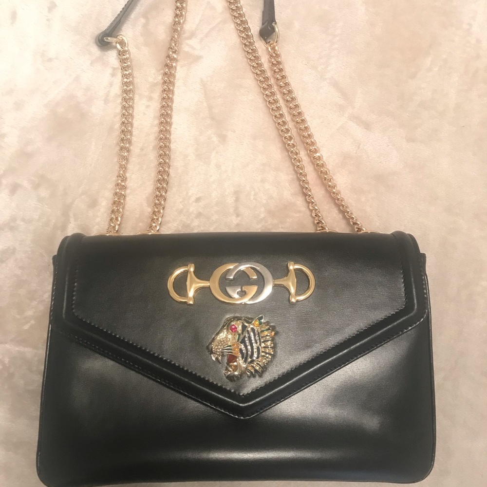 Gucci Rajah Medium Shoulder Bag - Picture 2 of 8